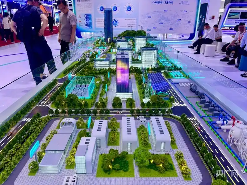 技术创新织绿网，场景落地生繁花——上海碳博会共赴零碳未来之约